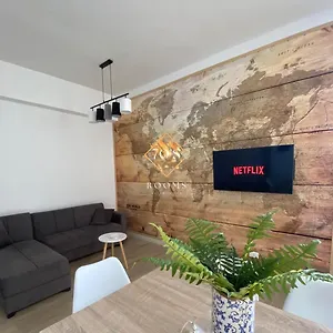  Appartamento {palazzo Fodale-5 Stelle} 70's